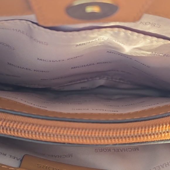 Jet Set Chain Michael Kors purse- Brown - Picture 2 of 7